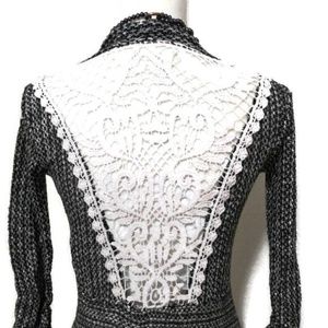 NWOT LIVINGDOLL 3/4 Crochet Back Kimono Sweater XS